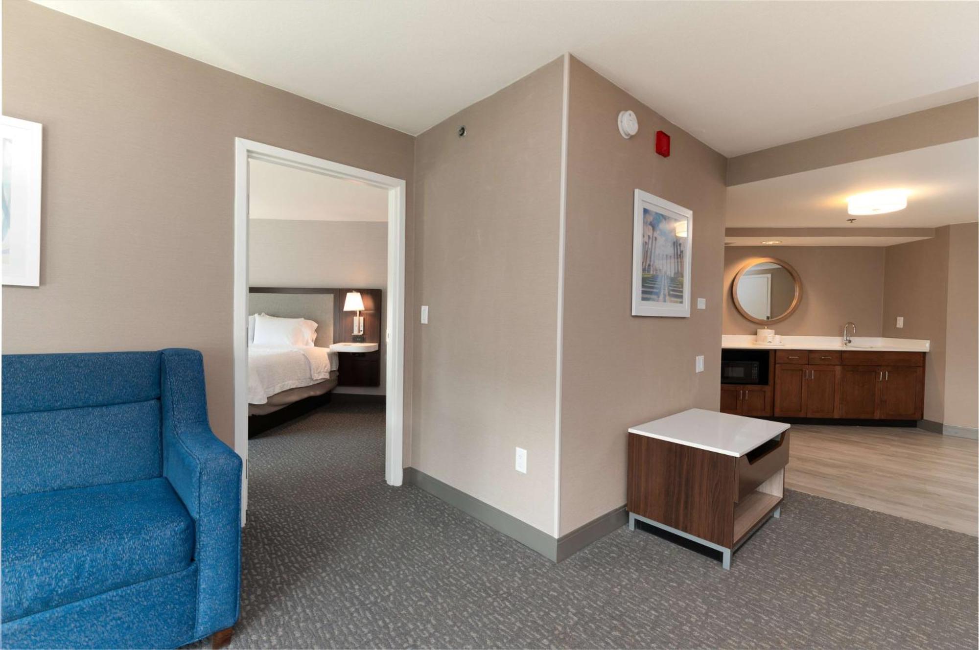 Hampton Inn & Suites Arlington Crystal City Dca Exteriör bild